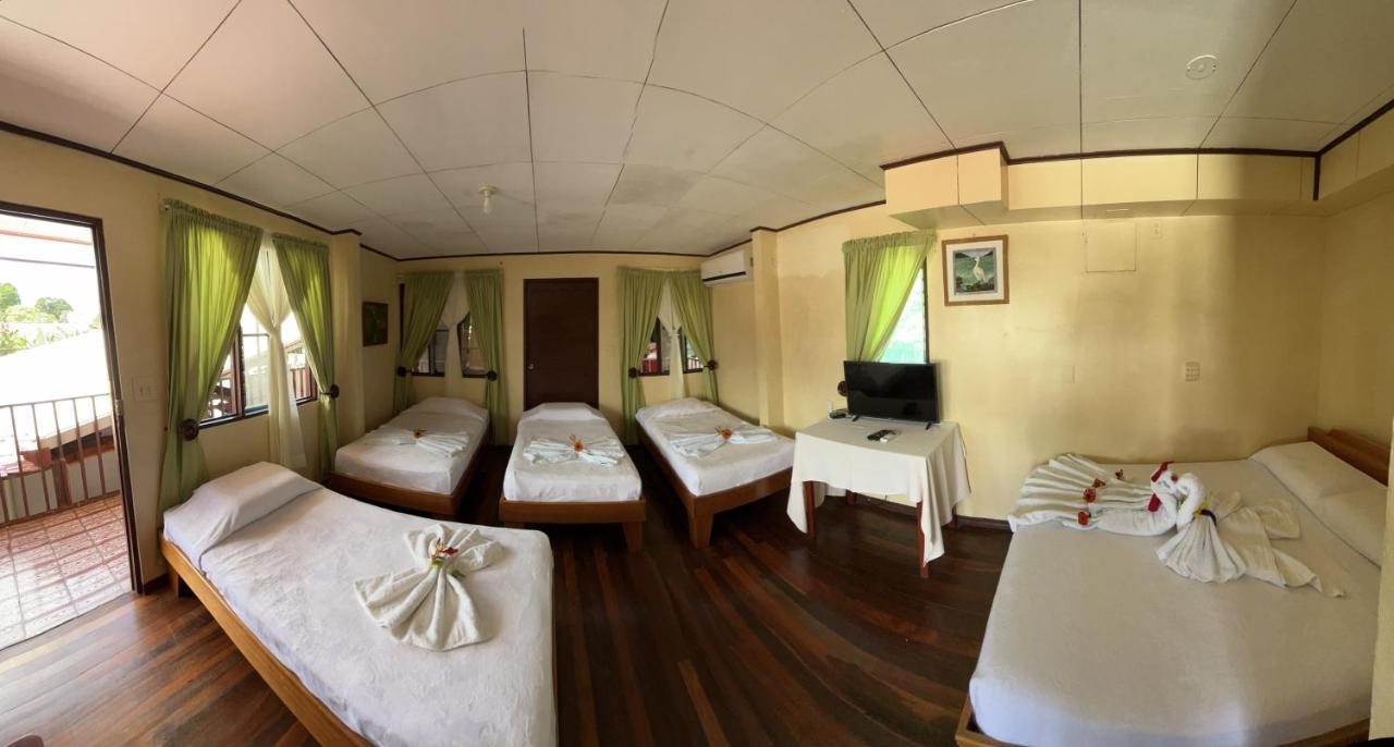 Hotel Sierpe River- Oleaje Sereno 外观 照片