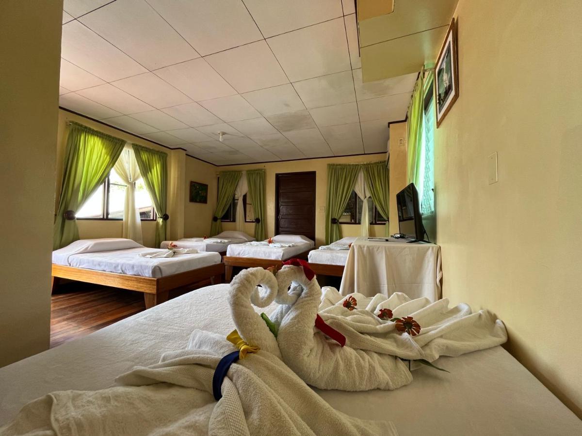 Hotel Sierpe River- Oleaje Sereno 外观 照片