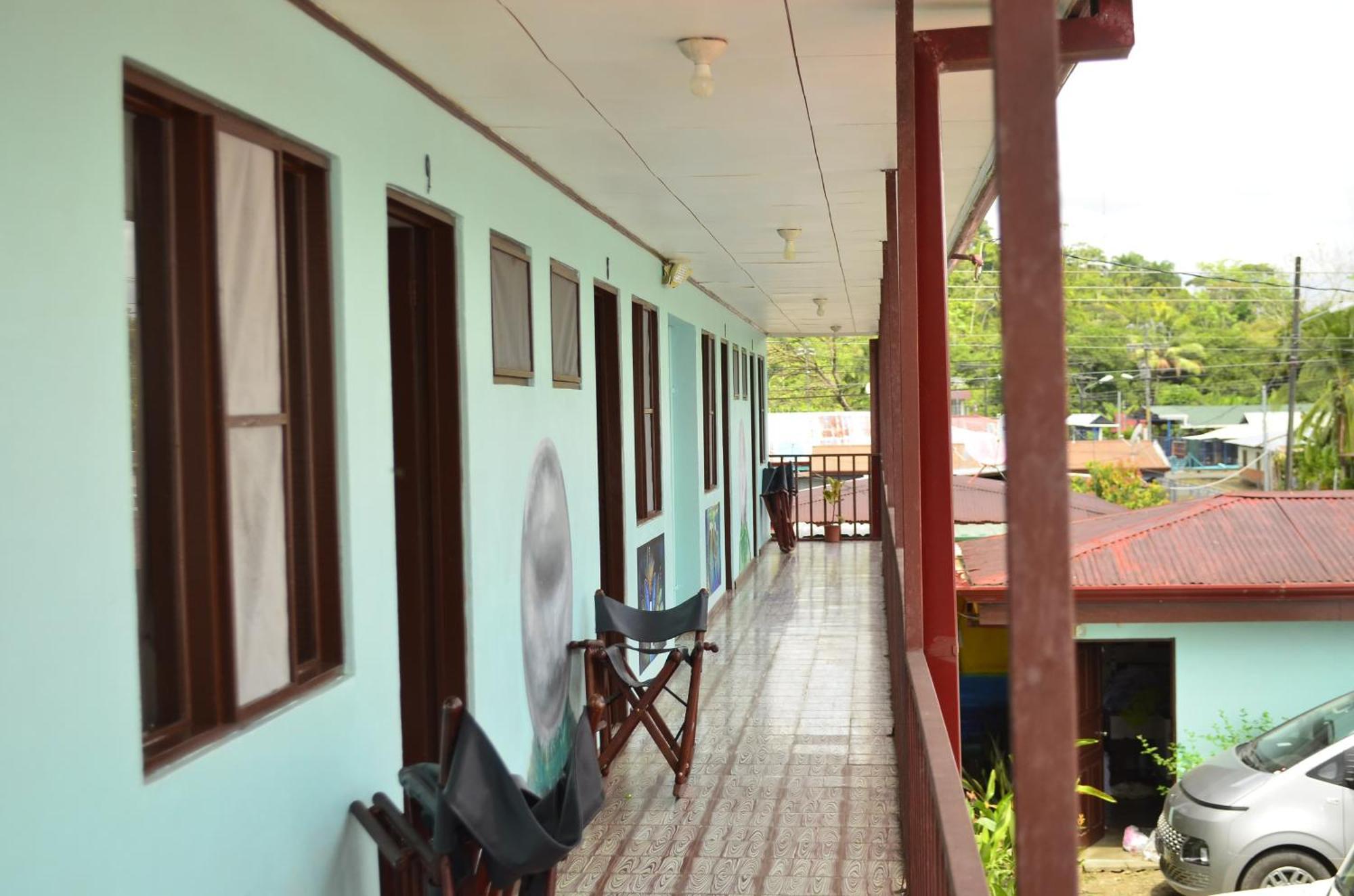 Hotel Sierpe River- Oleaje Sereno 外观 照片